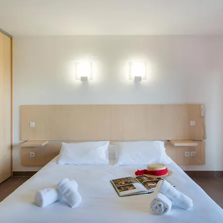 Курортный комплекс Domaine La Chataigneraie