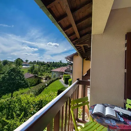 Domaine La Chataigneraie Resort Maurs